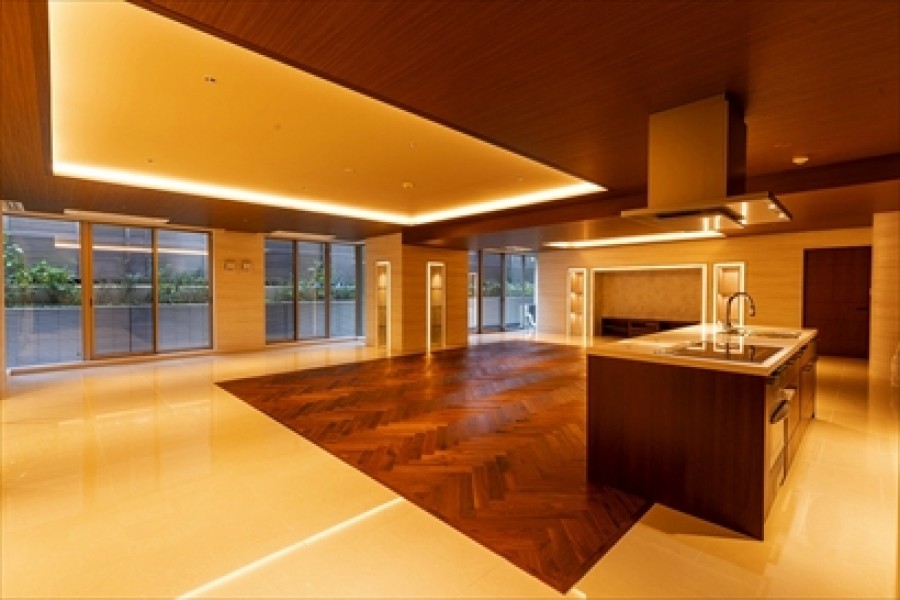 PREMIUM RESIDENCE SHIROKANECHOJAMARU