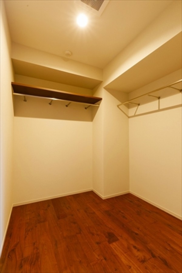 PREMIUM RESIDENCE SHIROKANECHOJAMARU