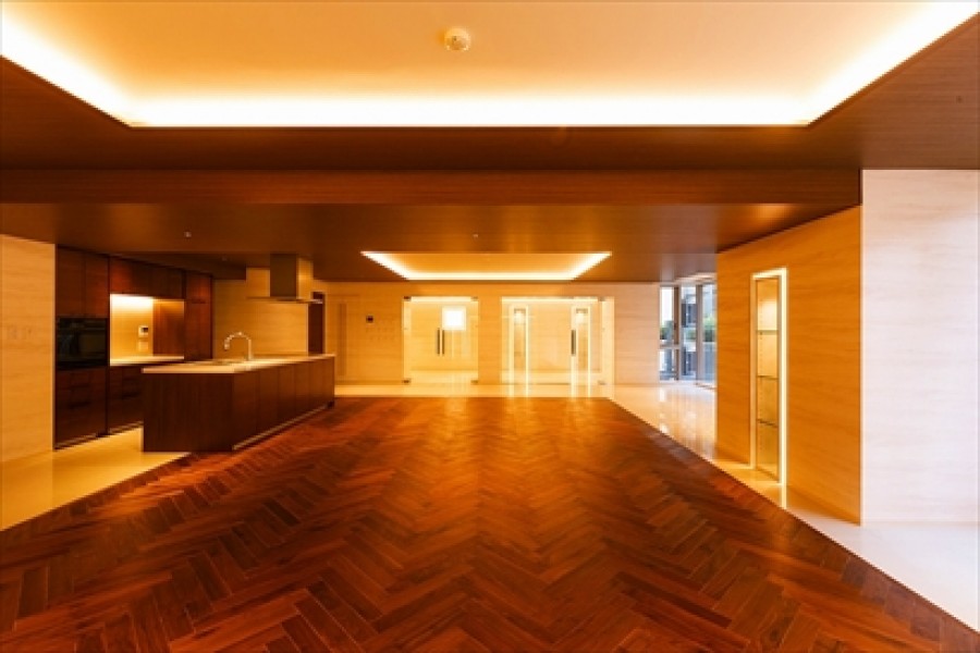 PREMIUM RESIDENCE SHIROKANECHOJAMARU