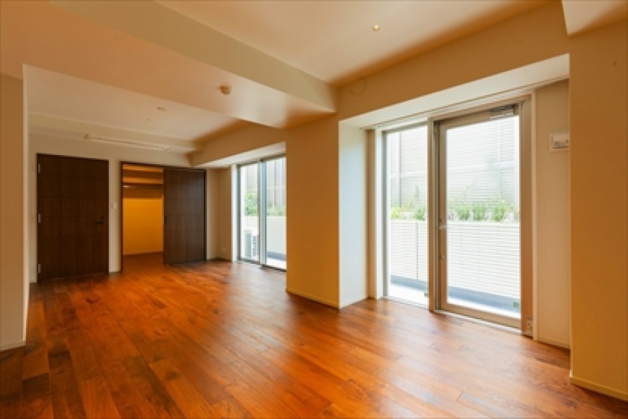 PREMIUM RESIDENCE SHIROKANECHOJAMARU