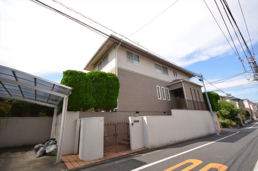 Kakinokizaka A House