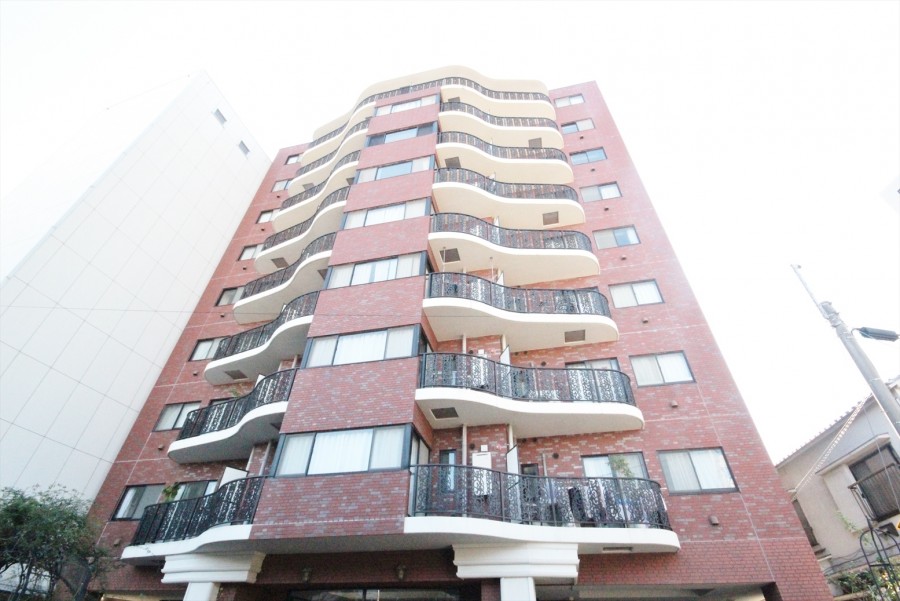Marveras Garden Court
