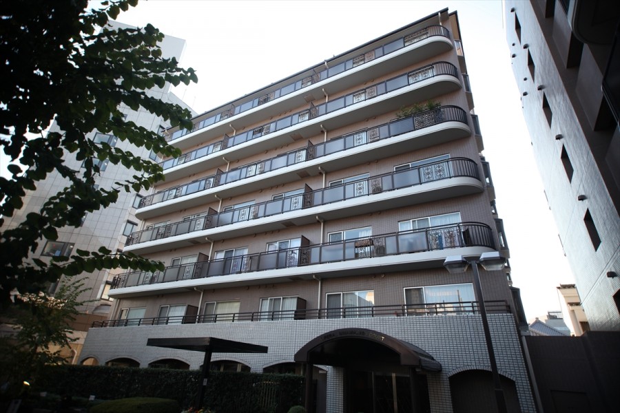 inperial coat minami azabu and satellite