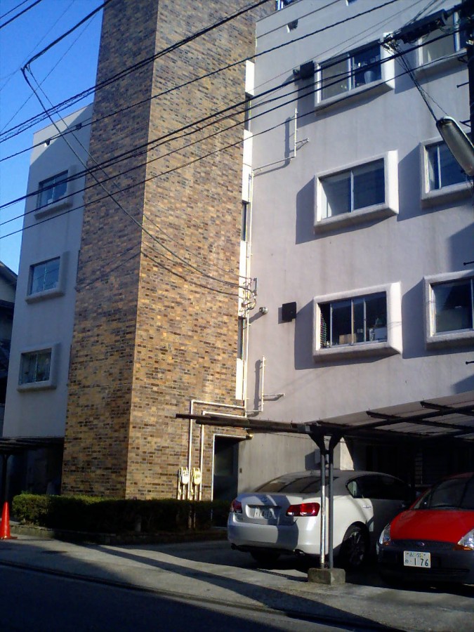 SK House