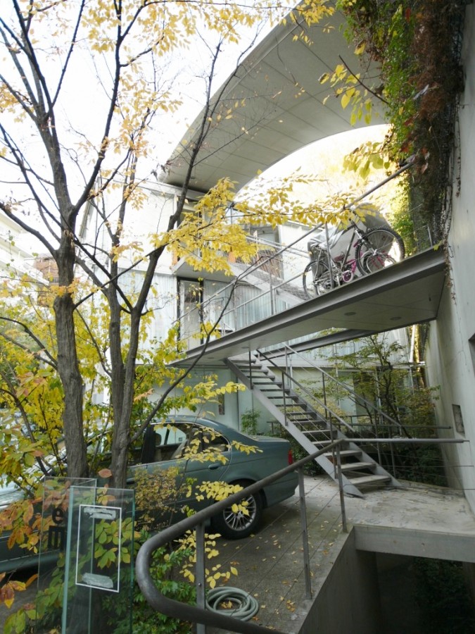 TOGO HOUSE