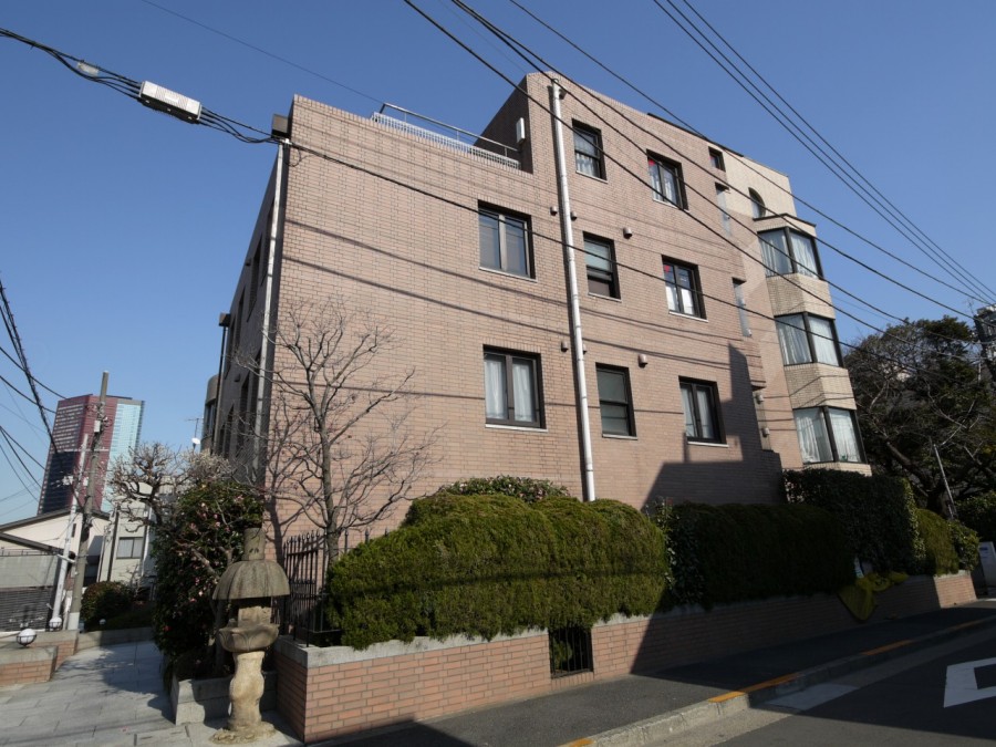 Nishidaimachi House