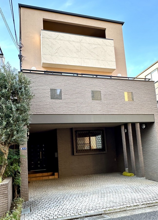 Shirokanedai 4cho-me House