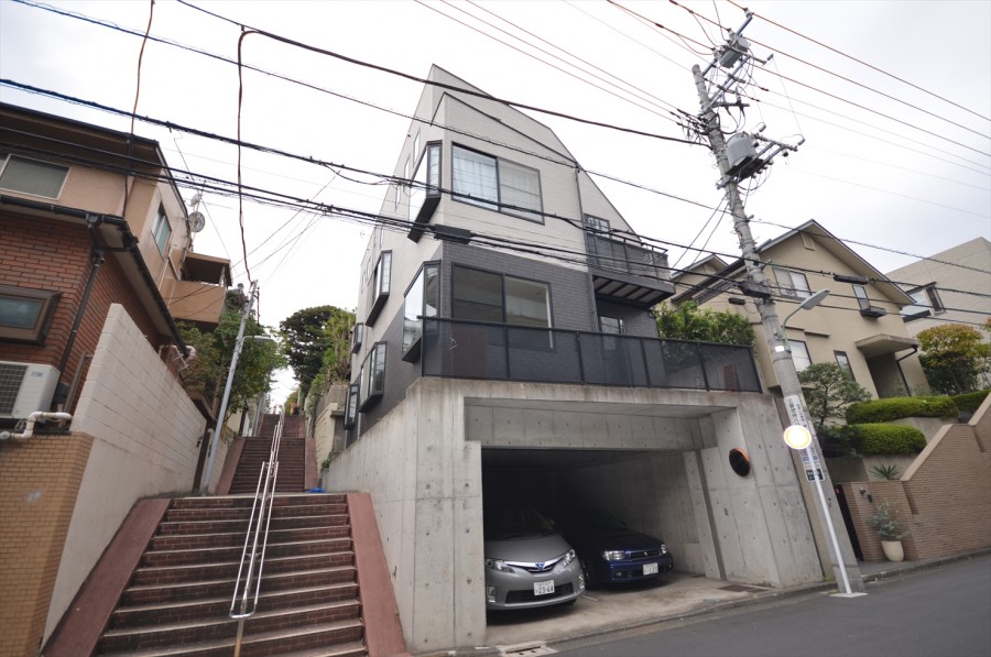 Shimazuyama　Compound