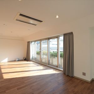 NISHINO HOUSE #301